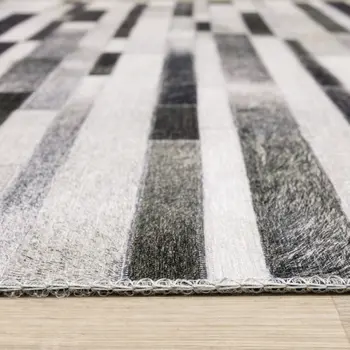 8' X 10' Gray And Charcoal Geometric Area Rug
