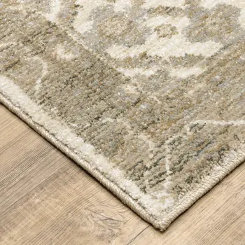 2' X 3' Beige And Ivory Oriental Area Rug