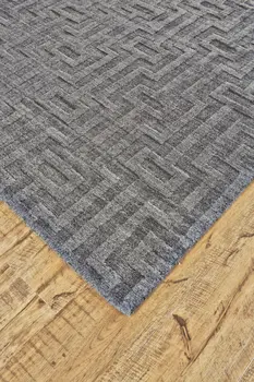 5' X 8' Gray And Silver Geometric Hand Woven Area Rug