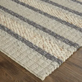 5' X 8' Gray and Ivory Wool Hand Woven Area Rug