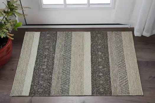 2' X 3' Gray Wool Floral Hand Woven Area Rug