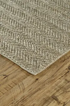 5' X 8' Tan And Gray Hand Woven Area Rug