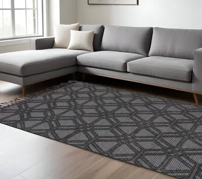 8' X 10' Black and Gray Wool Geometric Hand Woven Area Rug With Fringe
