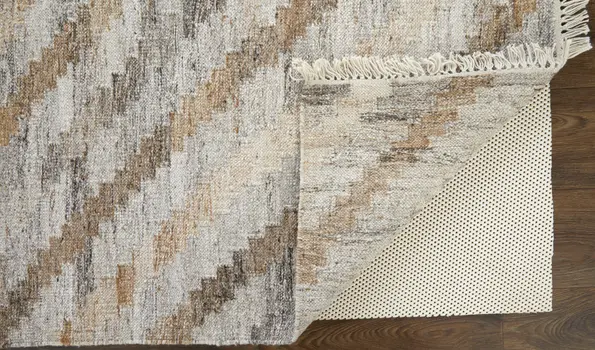 4' X 6' Gray and Ivory Geometric Hand Woven Area Rug With Fringe