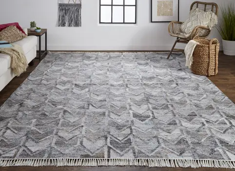 5' X 8' Gray Geometric Hand Woven Area Rug With Fringe