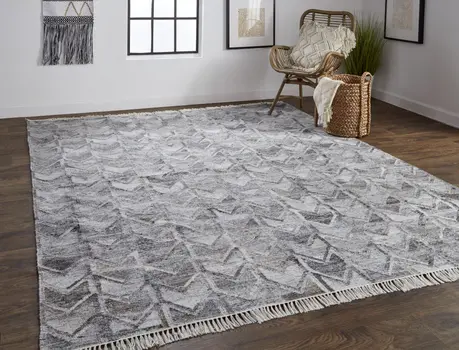 5' X 8' Gray Geometric Hand Woven Area Rug With Fringe