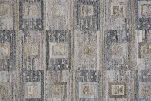 5' X 8' Gray Geometric Hand Woven Area Rug With Fringe