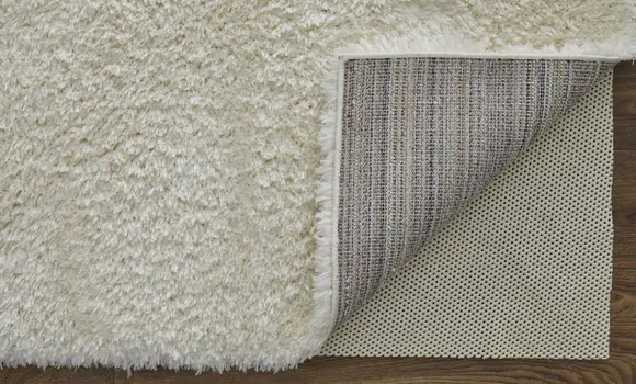 8' X 10' White Shag Power Loom Stain Resistant Area Rug