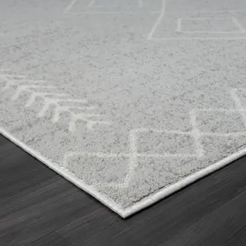 5' X 7' Gray Diamond Area Rug