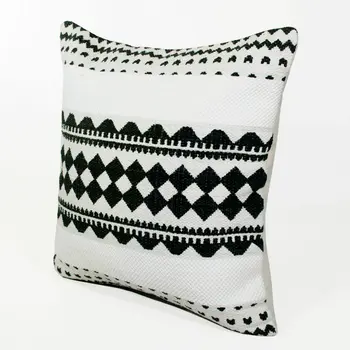 20" X 20" Black And White 100% Cotton Geometric Zippered Pillow