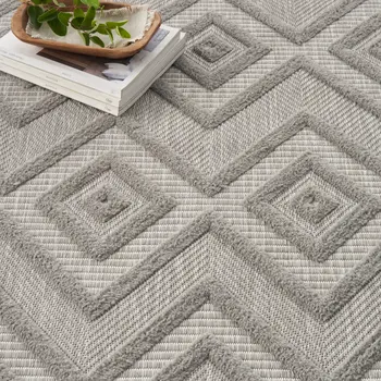 7' X 10' Gray Indoor Outdoor Area Rug