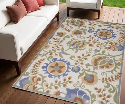 4' X 6' Ivory And Blue Indoor Outdoor Area Rug