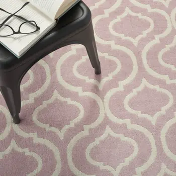 4' X 6' Pink and Ivory Moroccan Power Loom Area Rug