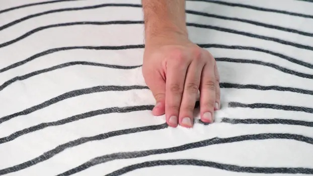 4' X 6' Black and White Abstract Area Rug