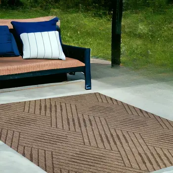 4' X 6' Beige Geometric Stain Resistant Indoor Outdoor Area Rug