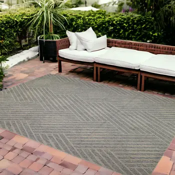 9' X 12' Gray Geometric Stain Resistant Indoor Outdoor Area Rug