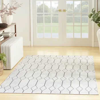 5' X 7' Gray and Ivory Geometric Power Loom Distressed Washable Area Rug