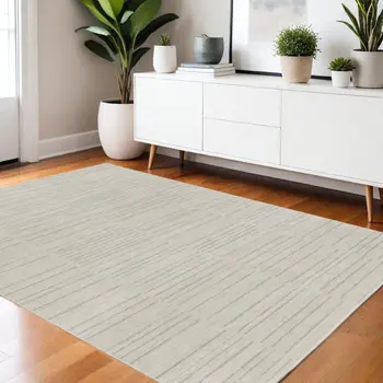 4' X 6' Gray And Ivory Abstract Area Rug