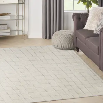 5' X 7' Gray And Ivory Abstract Area Rug