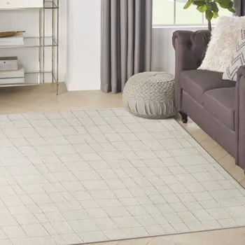 5' X 7' Gray And Ivory Abstract Area Rug