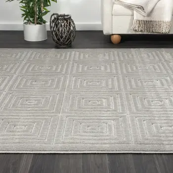 5' X 7' Gray Geometric Area Rug