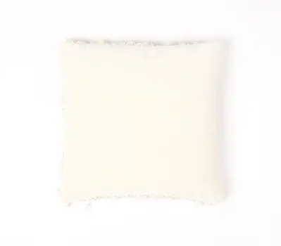 18" Off White Cotton Blend Throw Pillow Cover With Tassels