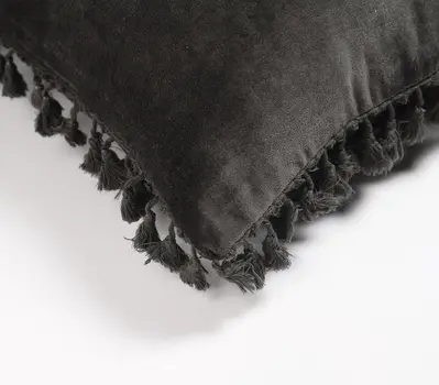 18" Gray Cotton Blend Throw Pillow Cover With Fringe