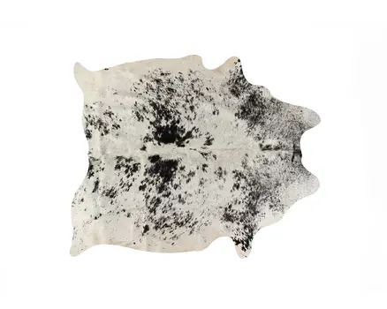 5' X 7' Black and White Cowhide Hand Knotted Area Rug