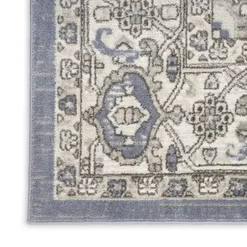 4' X 6' Blue And Ivory Medallion Distressed Area Rug