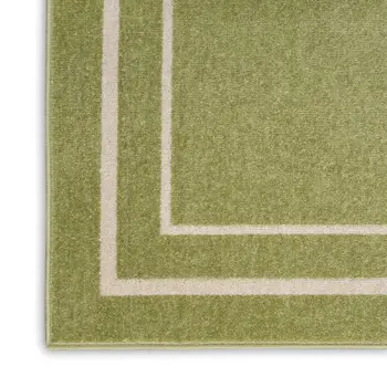 8' X 10' Green And Ivory Indoor Outdoor Area Rug