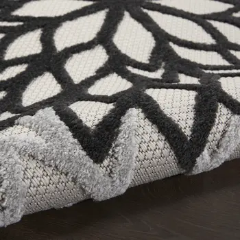4' Black And White Round Floral Indoor Outdoor Area Rug