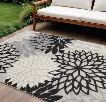 6' X 9' Black And White Floral Indoor Outdoor Area Rug