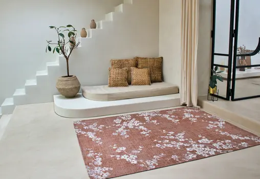 8' Red and White Round Oriental Non Skid Area Rug