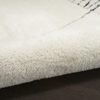 5' X 7' Ivory and Black Geometric Area Rug