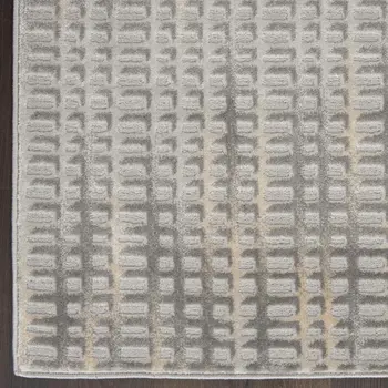 8' X 10' Gray And Beige Indoor Outdoor Area Rug