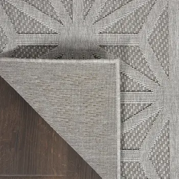 7' X 10' Light Gray And Gray Geometric Indoor Outdoor Area Rug