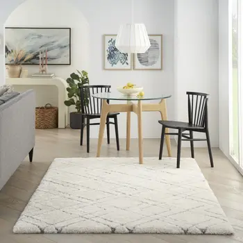 5' X 7' Ivory and Gray Geometric Shag Area Rug