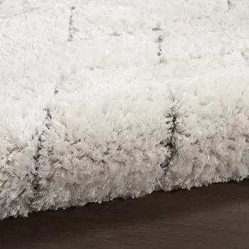 5' X 7' Ivory and Gray Chevron Shag Area Rug