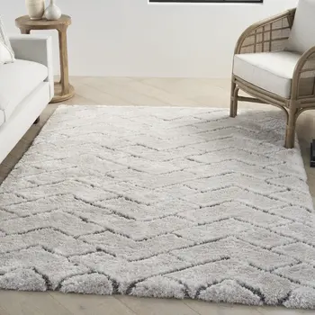 5' X 7' Ivory and Gray Chevron Shag Area Rug