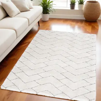 5' X 7' Ivory and Gray Chevron Shag Area Rug