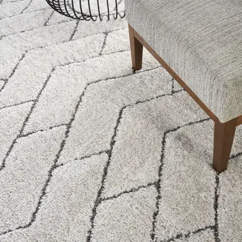 8' X 10' Ivory and Gray Chevron Shag Area Rug
