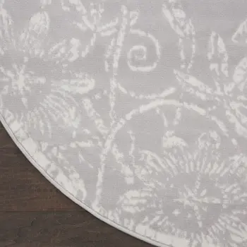 8' Ivory and Gray Floral Distressed Round Rug