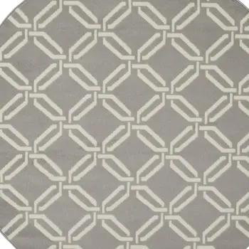 5' Gray and Beige Trellis Round Rug