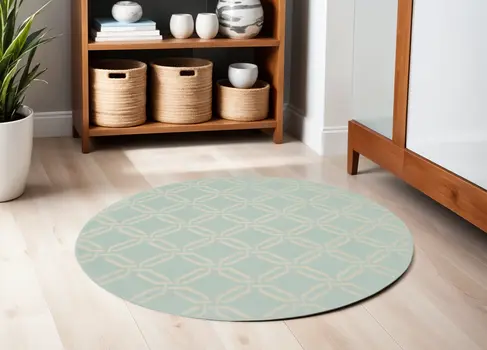 5' Beige and Green Trellis Round Rug