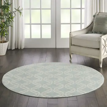 5' Beige and Green Trellis Round Rug