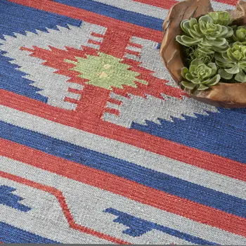 7' X 10' Blue Southwestern Handmade Area Rug With Fringe