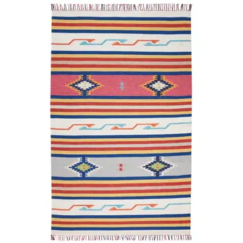 4' X 6' Ivory Southwestern Handmade Area Rug With Fringe