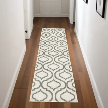 7' Ivory and Green Trellis Runner Rug