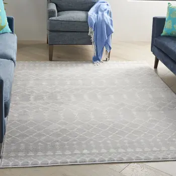 4' X 6' Gray and Ivory Geometric Area Rug