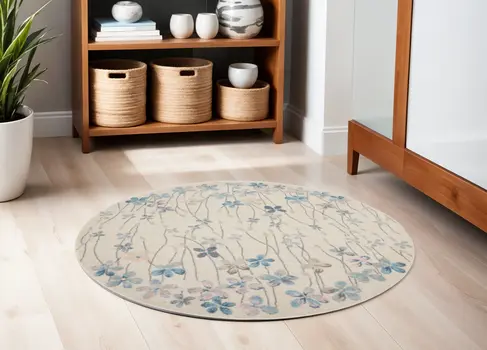 5' Ivory And Blue Floral Round Rug